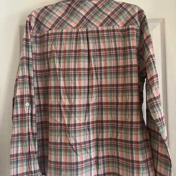 Women’s size large, 1/4 button, long sleeve, collared Prana plaid shirt - Picture 4 of 4